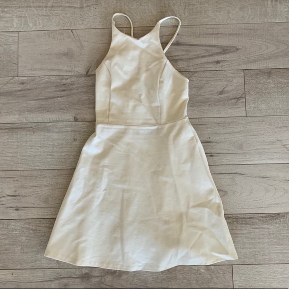 Lulu’s Dress - Picture 4 of 6